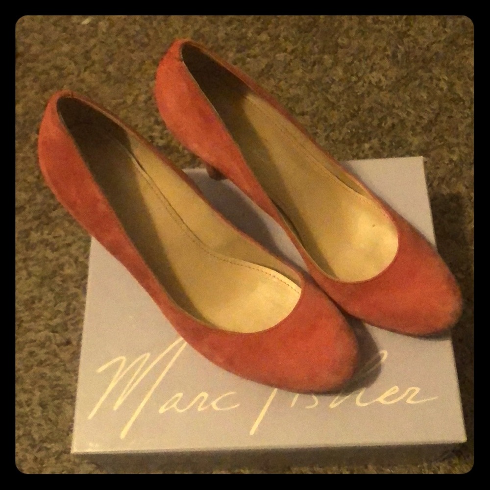 Marc Fisher pink suede heels